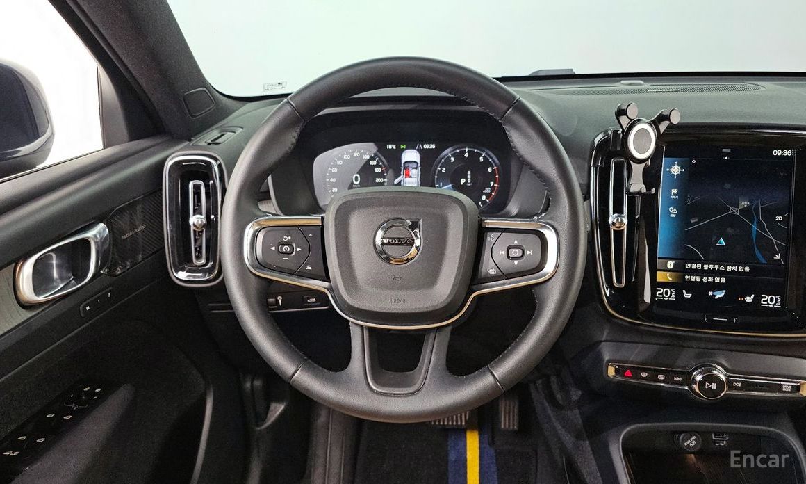 Volvo XC40B4 Inspiration  14