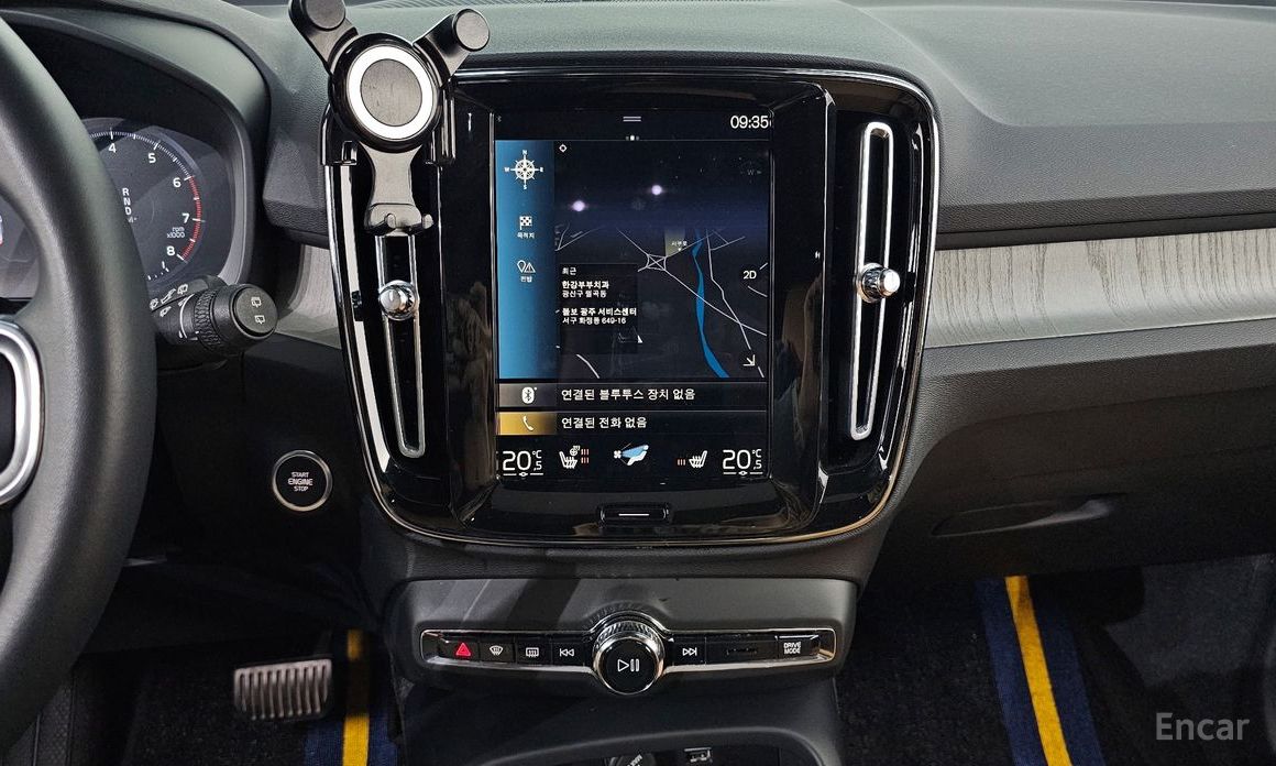 Volvo XC40B4 Inspiration  15