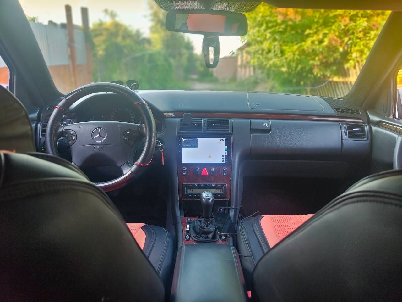 Продам Mercedes-Benz E-Class (W210) 2000 года, 2.4 л, бензин: фото 3