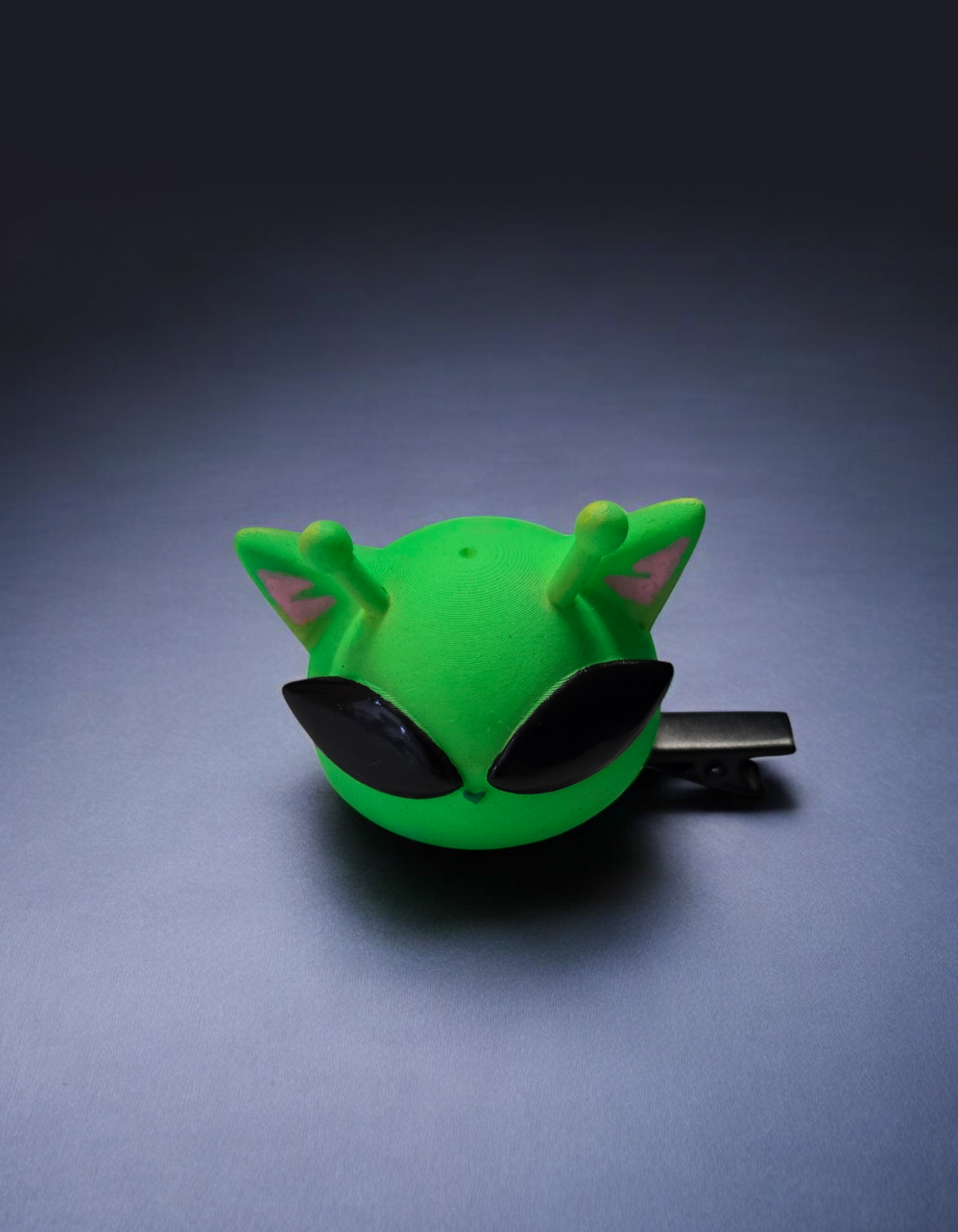 Котик-пришелец