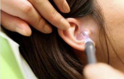 Давление в ушах: ощущение заложенности-причины, лечение, последствия