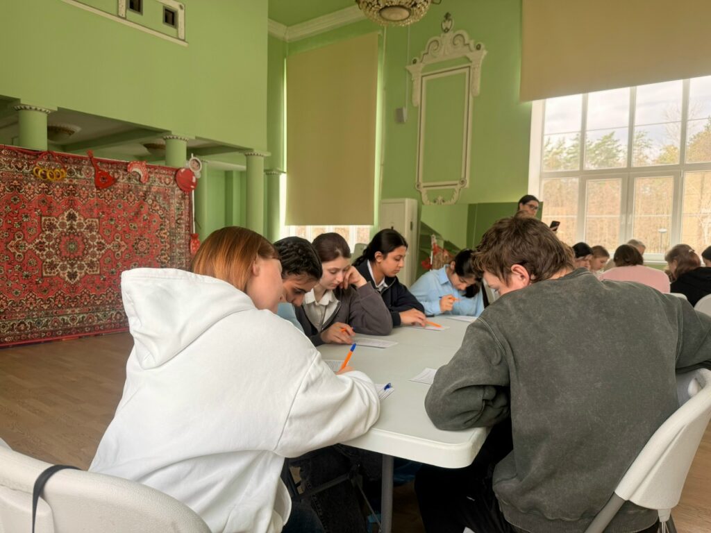 Семинар по психологической поддержке и профилактике выгорания для волонтеров центра «Чайка»