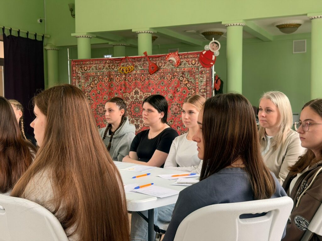 Семинар по психологической поддержке и профилактике выгорания для волонтеров центра «Чайка»