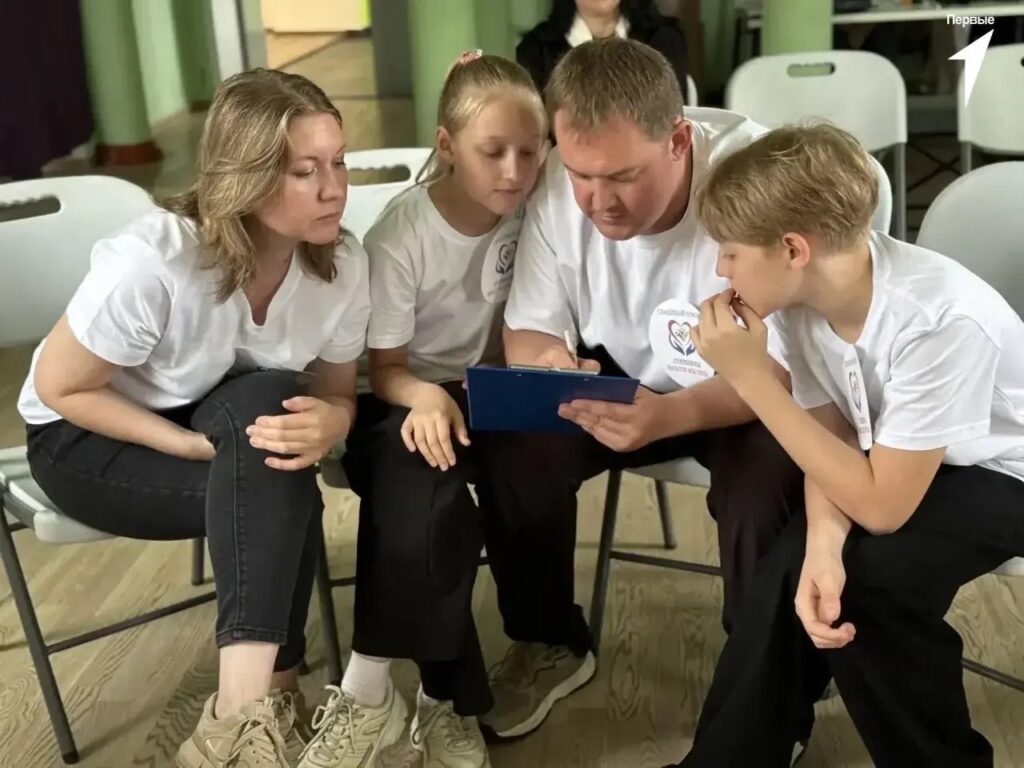 В Алексине прошла муниципальная «Семейная зарница»: как это было