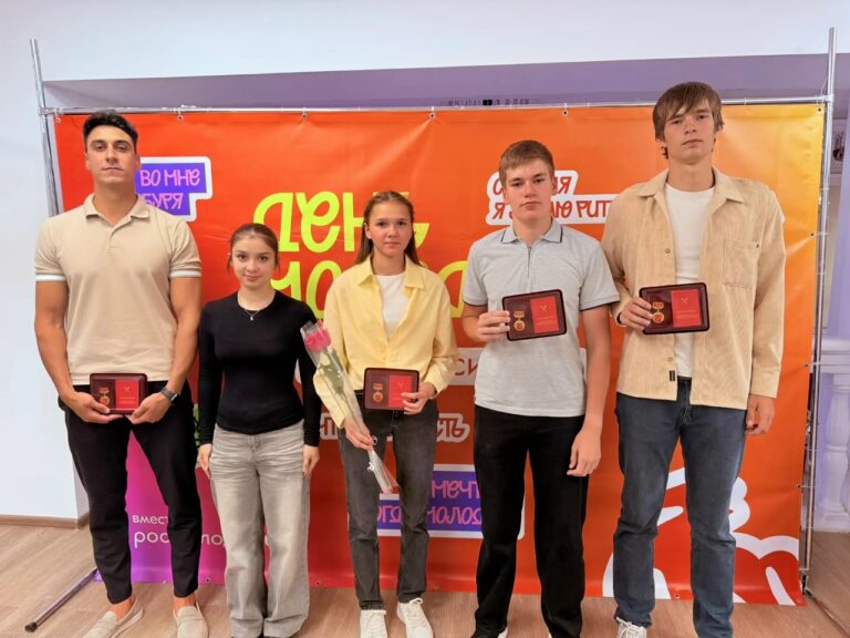 В Алексине отметили День молодежи и наградили представителей ДЮСШ «Горизонт»