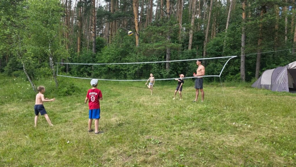 Воспитанники ДЮСШ «Горизонт» приняли участие в туристическом походе