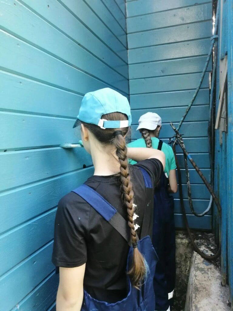 В ДЮСШ «Горизонт» завершил работу трудовой отряд