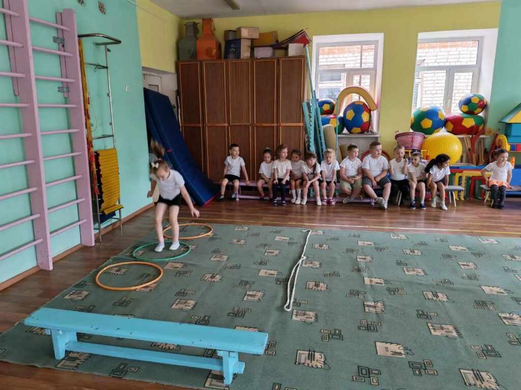 Спортивный праздник в детском саду №8, посвящённый Дню семьи