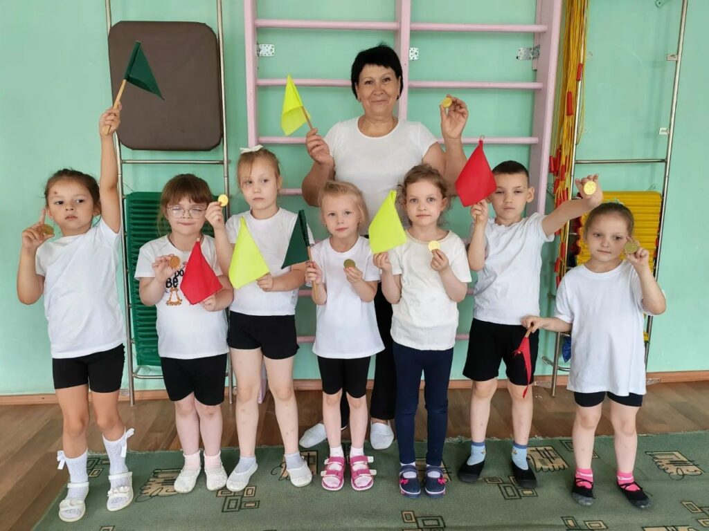 Спортивный праздник в детском саду №8, посвящённый Дню семьи