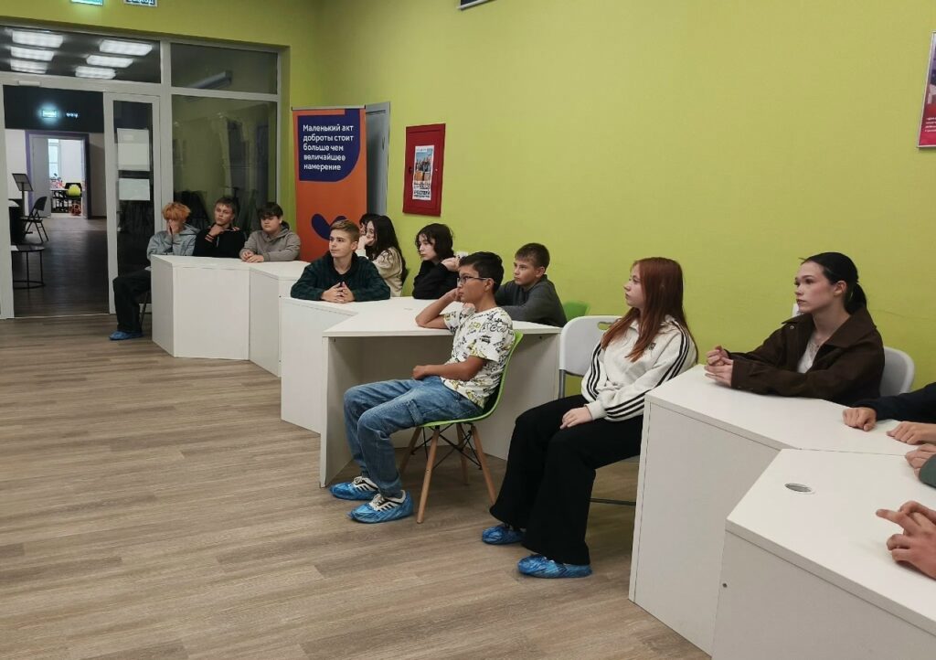 Патриотическая викторина «В единстве наша сила!» в Алексине