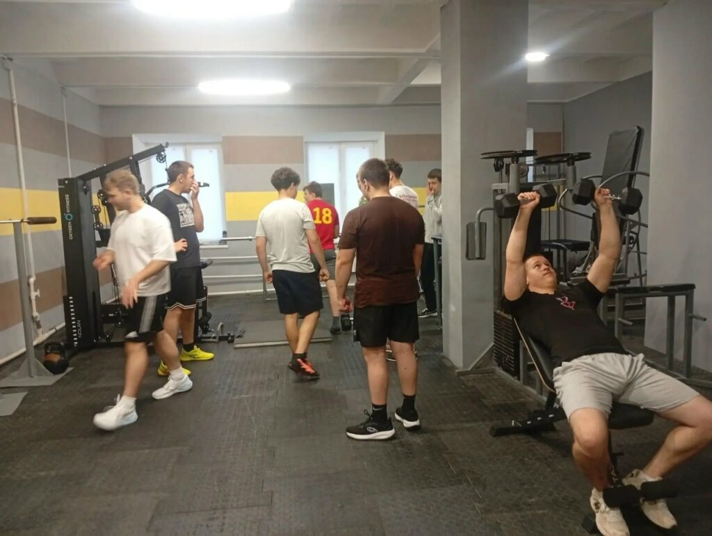 Тренировка в клубе «Вымпел» Центра «Чайка»: поддержка и личные достижения
