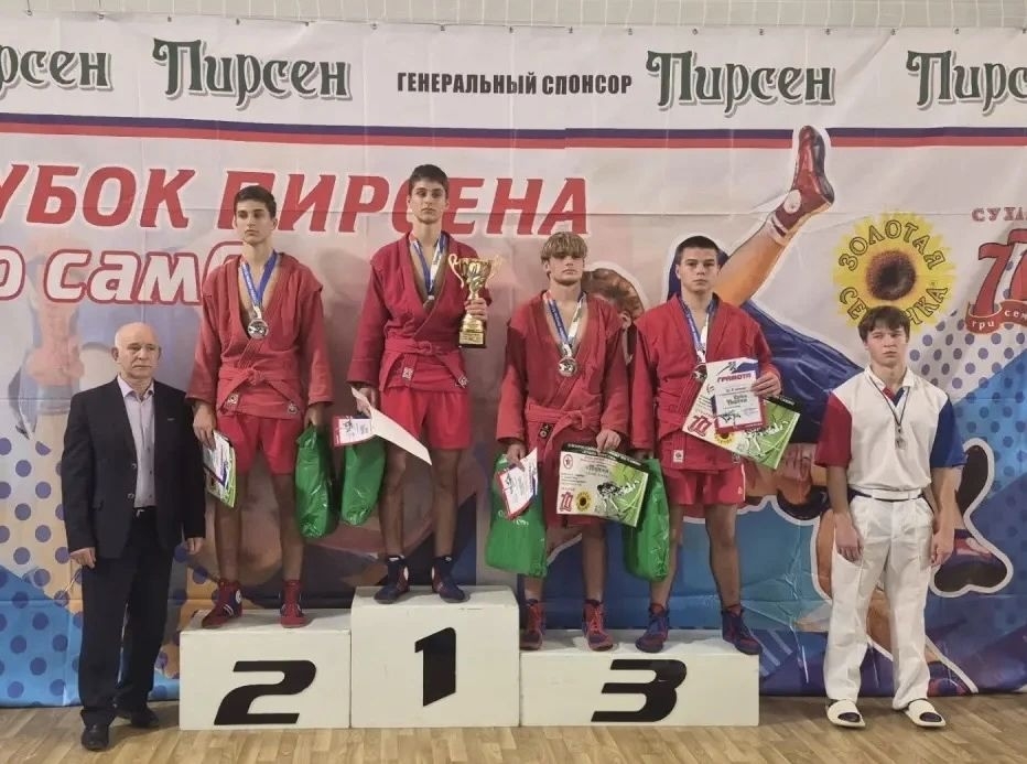 Всероссийский турнир по самбо «Кубок Пирсена» в Людиново собрал сильнейших юных спортсменов