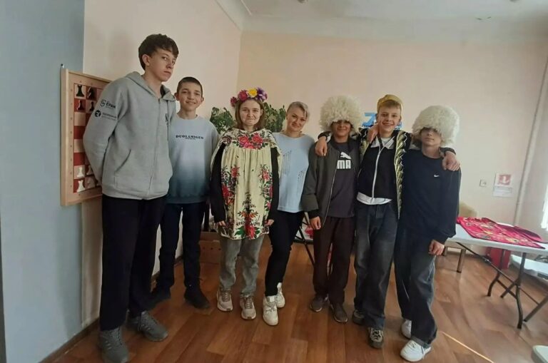 Квест «По дорогам истории»: как молодежь отмечала Год Единства народов России