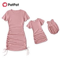 Платья для мамы и дочки PatPat, одинаковая семейная одежда, однотонные хлопковые мини-платья на шнуровке с коротким рукавом для мамы и дочки 1005002718884672