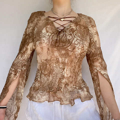 Осенне-весенняя женская Сетчатая футболка Y2K с винтажным принтом, сексуальные женские укороченные топы с V-образным вырезом и длинными расклешенными рукавами 1005002947509292