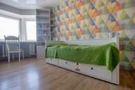 С такой продуманной системой хранения проблем с беспорядком в десткой комнате точно не будет