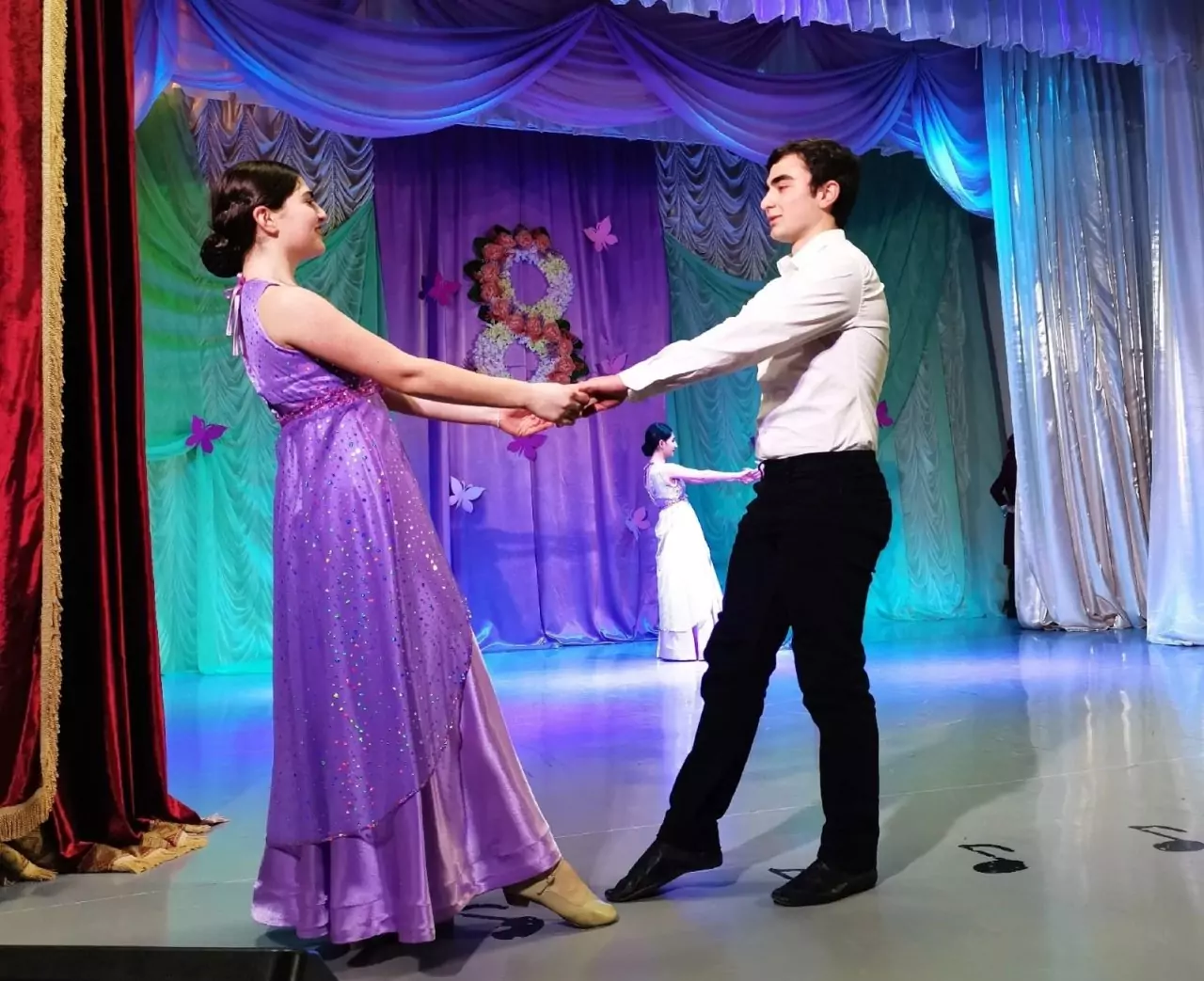 Мастер-класс «Первый вальс»