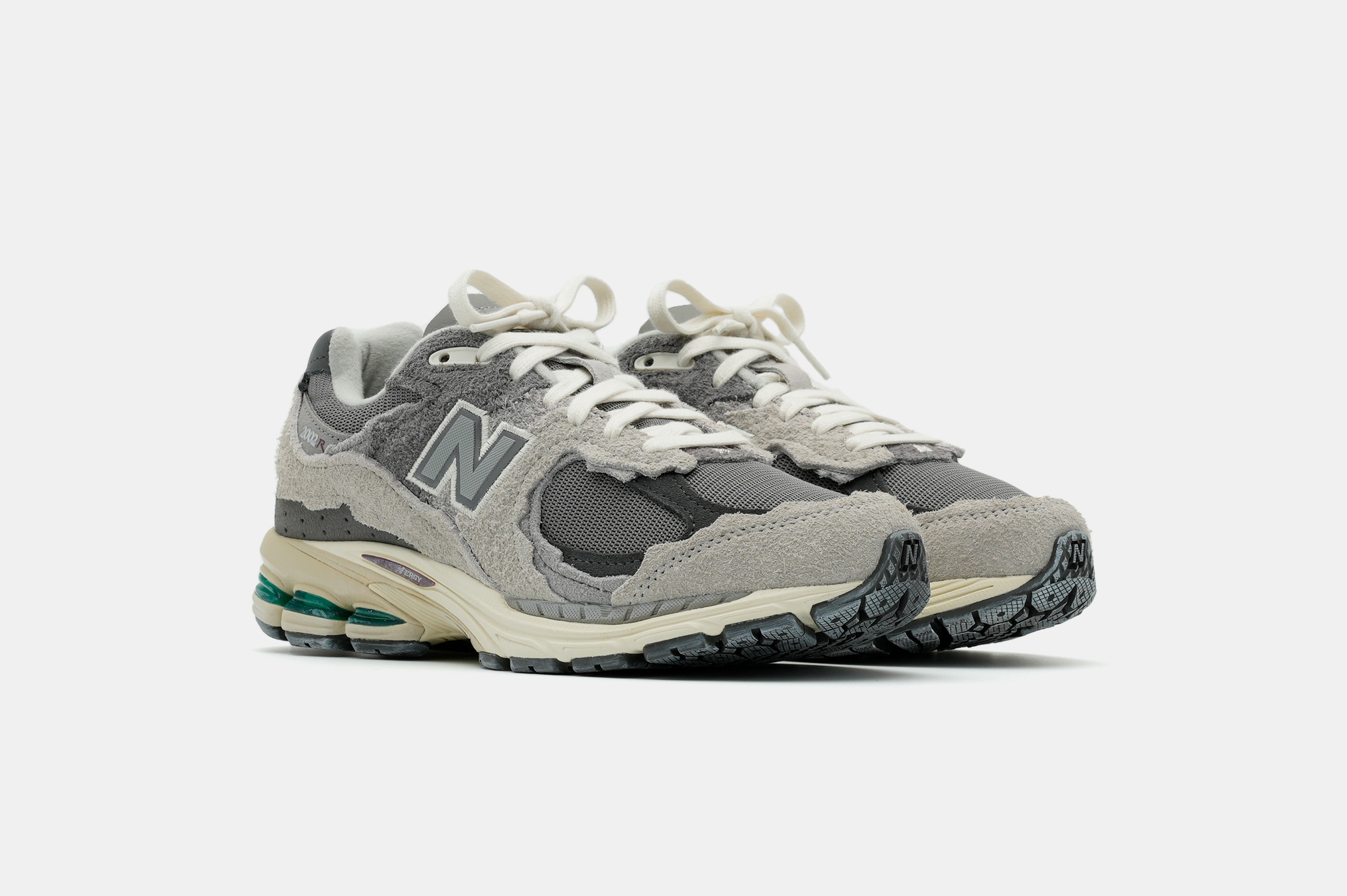 New Balance 2002R Refined Future купить в Интернет-магазине ANKI 