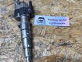 форсунка BMW 7 серия F01/F02 F01 2009, 3.0 л., N57 D30 A, дизель, АКПП, черный, седан, задний привод, 13537585261 - фото №2