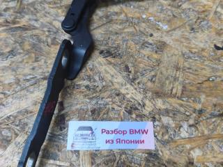 петля капота BMW 3 серия E90/E91 [рестайлинг] E90 2008, 2.5 л., N52 B25 AF, бензин, АКПП, 475 black-sapphire metallic, седан, задний привод, правый руль, 7115264