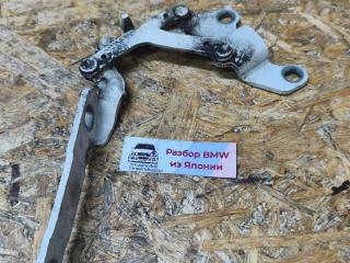 петля капота правая BMW 1 серия E81/E87 [рестайлинг] E87 2010, 2.0 л., N43 B20 A, бензин, АКПП, black-sapphire metallic (475), хетчбэк 5 дв., задний привод, правый руль, 7115264