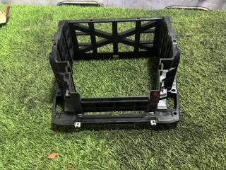 рамка под магнитолу BMW 7 серия F01/F02 F01 2009, 3.0 л., N57 D30 A, дизель, АКПП, черный, седан, задний привод, 51456976403, 51456976403