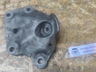 кронштейн двигателя BMW 5 серия E60/E61 E60 2005, 3.0 л., N52 B30 AF, бензин, АКПП, silbergrau metallic (a08), седан, задний привод, правый руль, 22116776669, 6776669