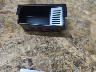 пепельница BMW 7 серия E65/E66/E67 [рестайлинг] E65 2007, 4.0 л., N62 B40 A, бензин, АКПП, black sapphire metallic (475), седан, задний привод, правый руль, 7025547