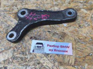 Кронштейн балки BMW 5 серия E60/E61 E60 2003, 2.5 л., M54 B25 (256S5), бензин, АКПП, alpinweiss 3(300), седан, задний привод, правый руль, 31356758527