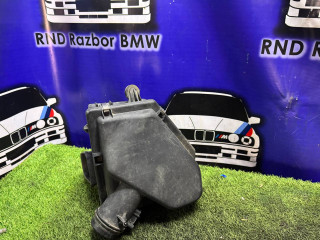 корпус воздушного фильтра BMW 3 серия F30/F31 [рестайлинг] F30 2016, 2.0 л., B48 B20 B, бензин, АКПП, седан, полный привод, 13718601677, 8601677