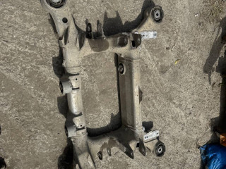 балка подвески задняя BMW 7 серия F01/F02 F01 2009, 3.0 л., N57 D30 A, дизель, АКПП, черный, седан, задний привод, 6775884