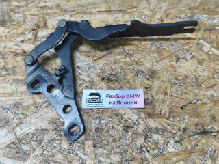петля капота BMW Z4 E85 2004, 3.0 л., M54 B30 (306S3), бензин, АКПП, родстер, задний привод, правый руль, 7016172