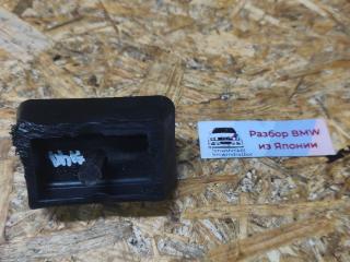 опора под домкрат (поддомкратная подушка) BMW Z4 E85 2004, 3.0 л., M54 B30 (306S3), бензин, АКПП, родстер, задний привод, правый руль, 51718268885, 8268885