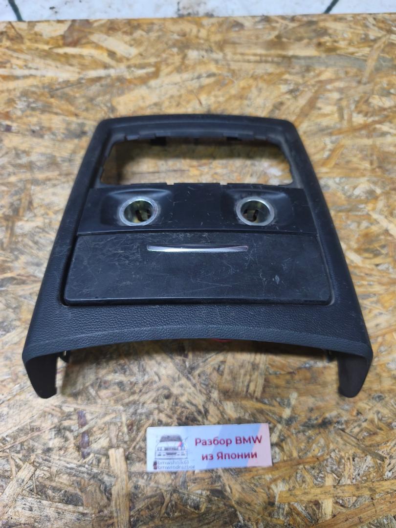 пепельница BMW Z4 E85 2003, 3.0 л., M54 B30 (306S3), бензин, АКПП, sterling-grau metallic (472), родстер, задний привод, правый руль, 511658450713, 58450713 - фото №1