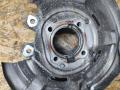 кулак поворотный правый BMW 5 серия F10/F11 [рестайлинг] F10 2013, 2.0 л., N20 B20 A, бензин, АКПП, spacecraft metallic (a52) серый, седан, полный привод, 6793770, 33326793770 - фото №4