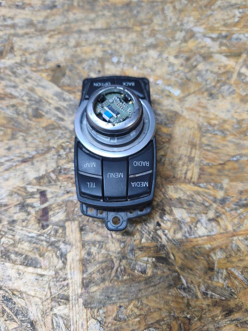 джойстик управления мультимедиа BMW 5 серия F07/F10/F11 F10 2012, 2.0 л., N20 B20 A, бензин, АКПП, седан, правый руль, 65829286700, 9286700 - фото №1