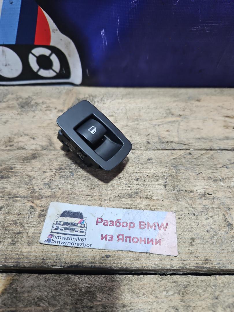 кнопка стеклоподъемника двери BMW 3 серия E90/E91/E92/E93 (2004 - 2010), 2.0 л., N26 B20 A, бензин, АКПП, задний привод, правый руль, 61316945874, 6945874, 61316952001 - фото №1