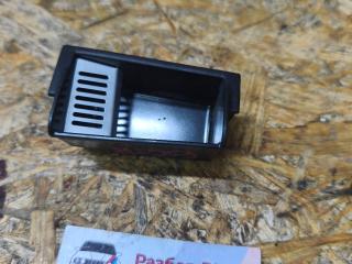 пепельница BMW 7 серия E65/E66/E67 [рестайлинг] E65 2007, 4.0 л., N62 B40 A, бензин, АКПП, black sapphire metallic (475), седан, задний привод, правый руль, 7025548