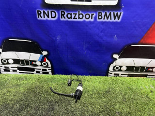 насос (моторчик) омывателя стекла BMW 3 серия F30/F31/F34 F30 2012, 2.0 л., N20 B20 B, бензин, АКПП, 354 titansilber metallic, седан, задний привод, правый руль, 67127298309, 7298309