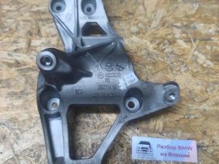 кронштейн компрессора кондиционера BMW 1 серия F20/F21 F20 2012, 1.6 л., N13 B16 A, бензин, АКПП, задний привод, правый руль, 64557603346