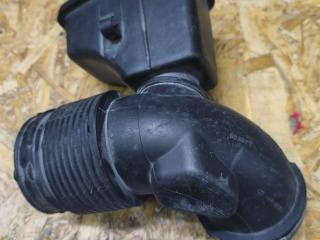 патрубок воздушного фильтра BMW 5 серия F07/F10/F11 F11 2010, 3.0 л., N55 B30 A, бензин, АКПП, белый, универсал, задний привод, правый руль, 13717521029, 7521029