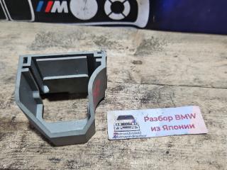 кронштейн радиатора BMW 1 серия E82/E88 [рестайлинг] 2010, 2.0 л., N46 B20 A, бензин, АКПП, белый, задний привод, правый руль, 17117807186, 7807186