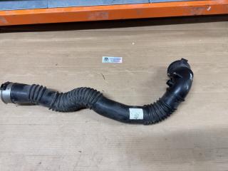 патрубок интеркулера BMW 5 серия F07/F10/F11 F10 2012, 2.0 л., N20 B20 A, бензин, АКПП, седан, правый руль, 13717612091