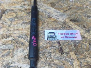 амортизатор капота BMW 3 серия E46 [рестайлинг] 2004, 2.2 л., M54 B22 (226S1), бензин, black sapphire metallic (475), задний привод, правый руль, 51238202688