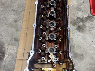 головка блока цилиндров BMW 5 серия E60/E61 E60 2005, 3.0 л., M54 B30 (306S3), бензин, АКПП, чёрный, внедорожник 5 дв., задний привод, правый руль, 1436793