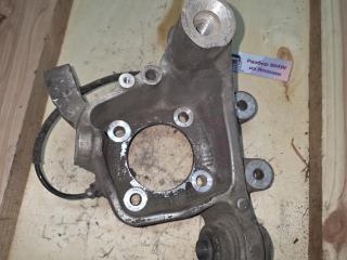 кулак задний правый BMW M6 E63/E64 E63 (2004 - 2010), 5.0 л., S85 B50 A, бензин, робот, купе, задний привод, правый руль, 6775078