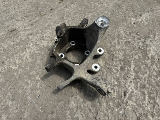 кулак задний правый BMW 7 серия F01/F02 F01 2009, 3.0 л., N57 D30 A, дизель, АКПП, черный, седан, задний привод, 33326775854, 6775854