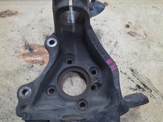 кулак поворотный левый BMW X1 E84 2011, 3.0 л., N52 B30 A, бензин, белый 300, внедорожник 5 дв., полный привод, правый руль, 6788699, 31216788699