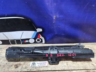 кронштейн радиатора BMW 1 серия E82/E88 [рестайлинг] 2010, 2.0 л., N46 B20 A, бензин, АКПП, белый, задний привод, правый руль, 17107524912, 7524912