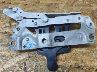 петля капота BMW 5 серия F07/F10/F11 F11 2010, 3.0 л., N55 B30 A, бензин, АКПП, белый, универсал, задний привод, правый руль, 7191328